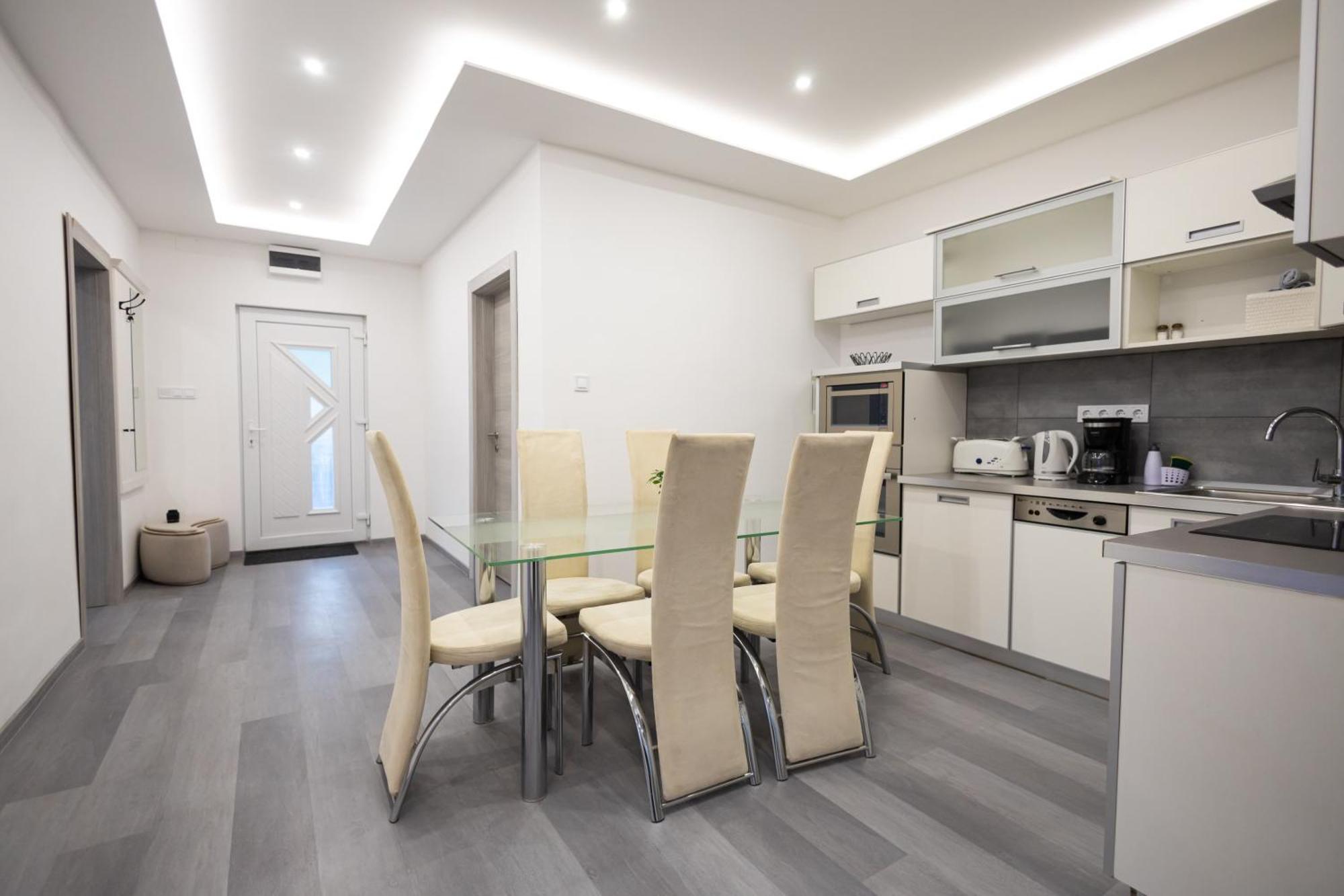 Fonix Apartman Debrecen Exterior foto